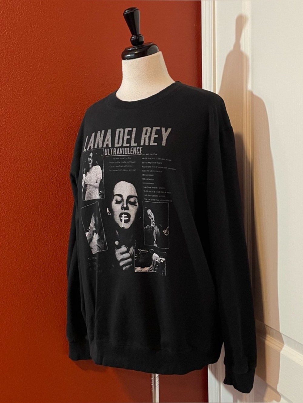 Lana Del Rey Adult Ultraviolence Album Tour Lightweight Crewneck Black Sweater